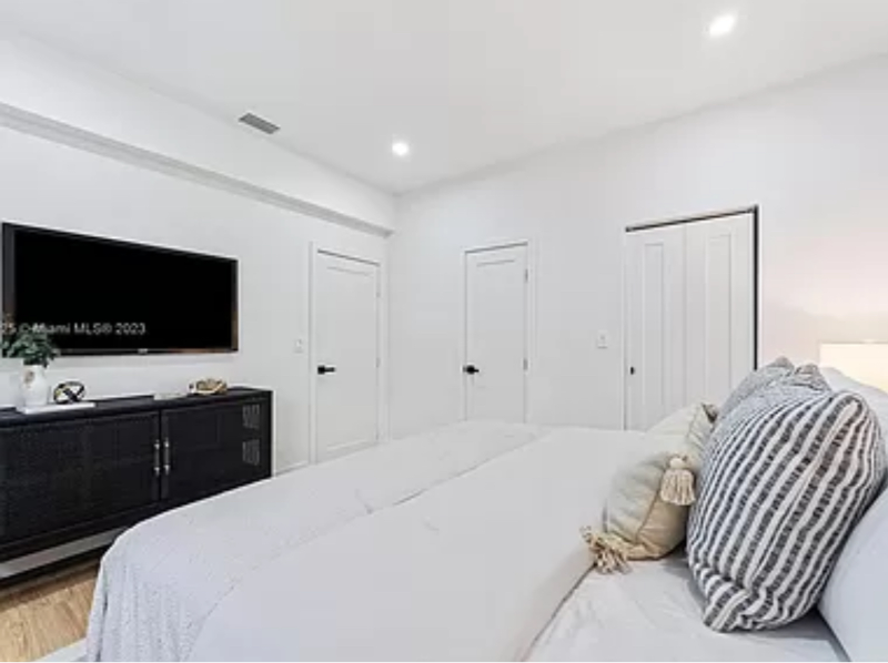 1720 Swave #1 - Photo 2 of 5