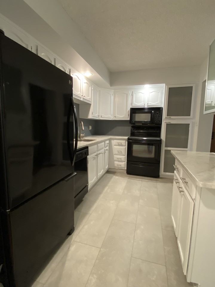 19 Rock Hill Rd #5C - Photo 3 of 31