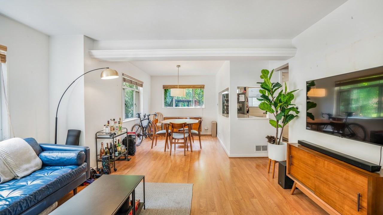 2337 W Chase Ave #2337 - Photo 7 of 17