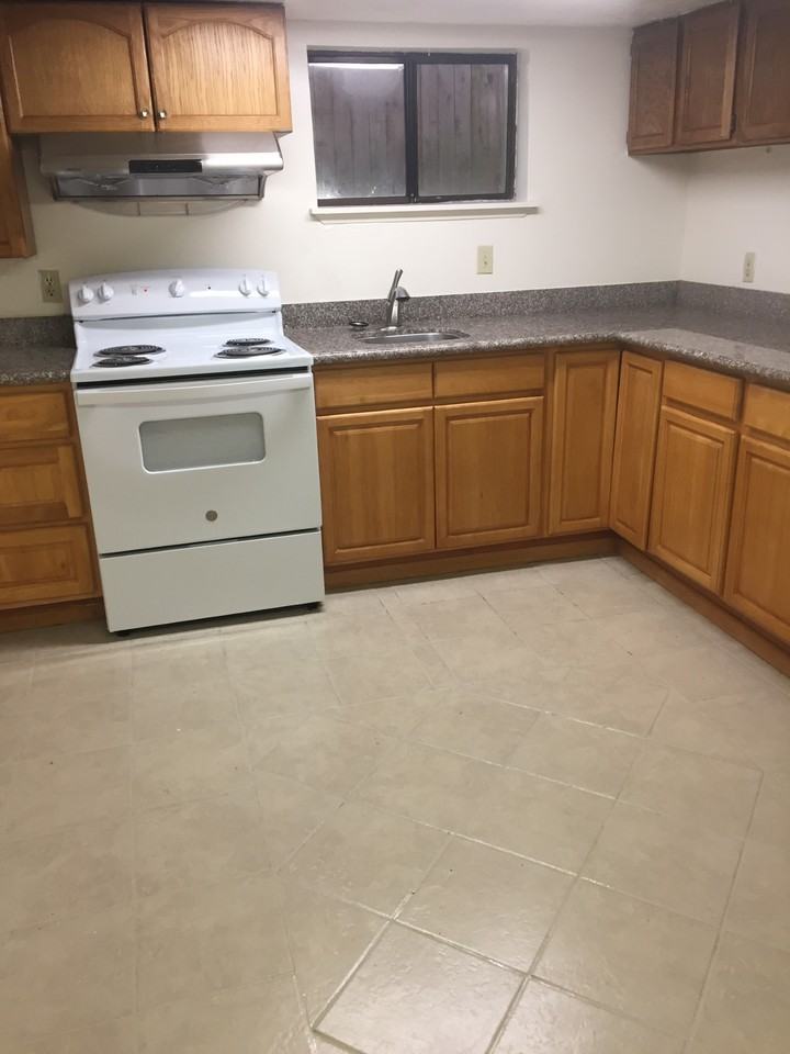 6244 25th Ave Ne #NA - Photo 4 of 9