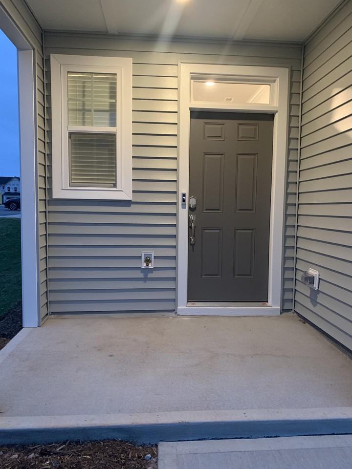 1003 Gemma Dr #1 - Photo 2 of 30