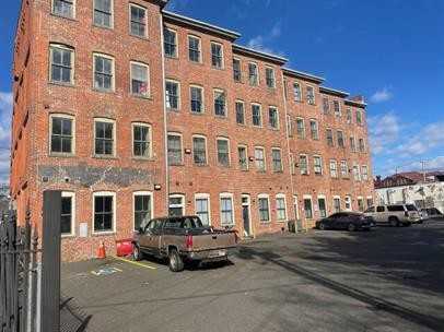 588612 East Main 606 A 606A, Bridgeport, CT 06608 3 Bedroom House