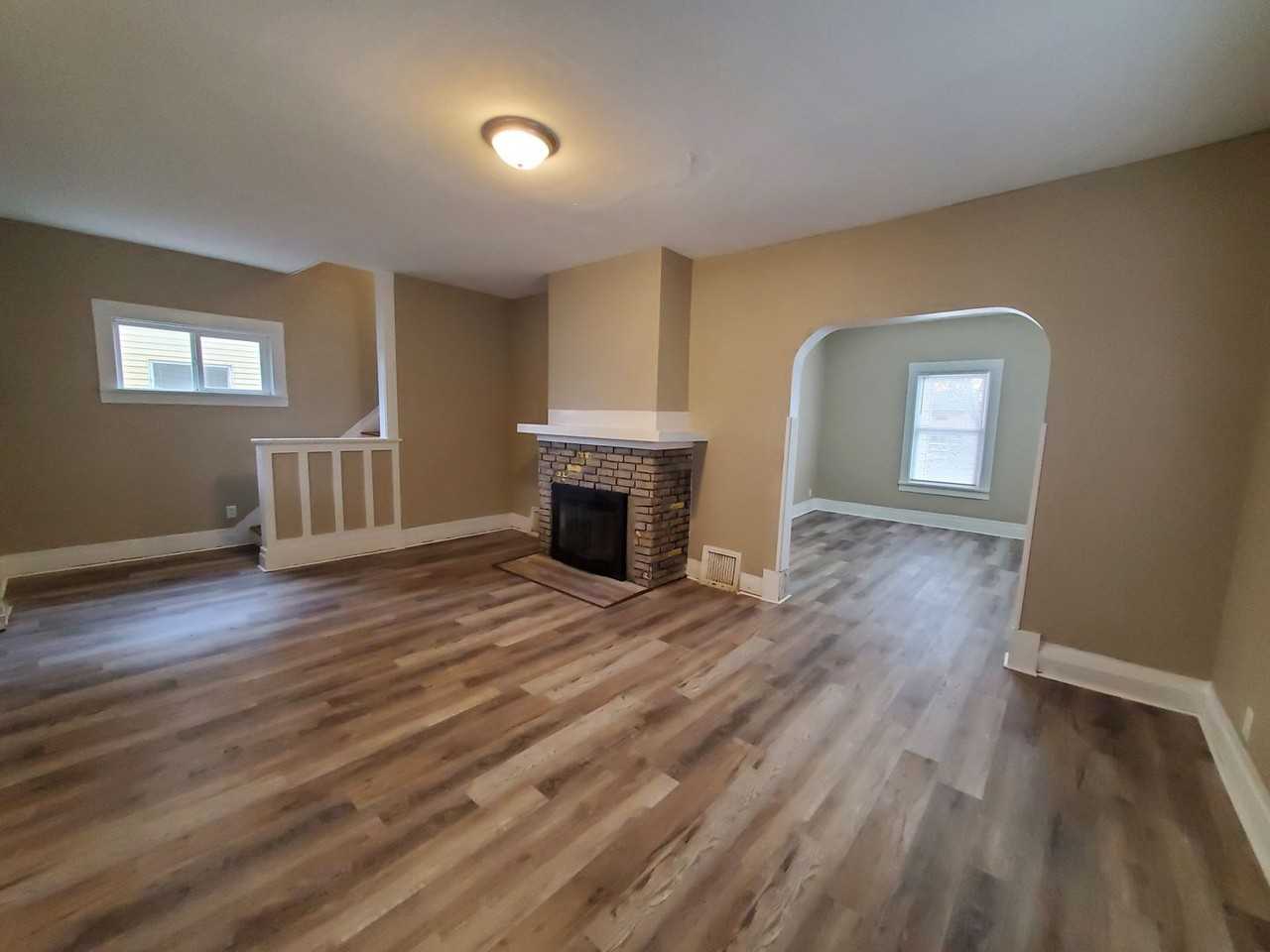 506 Denver St - Photo 4 of 31