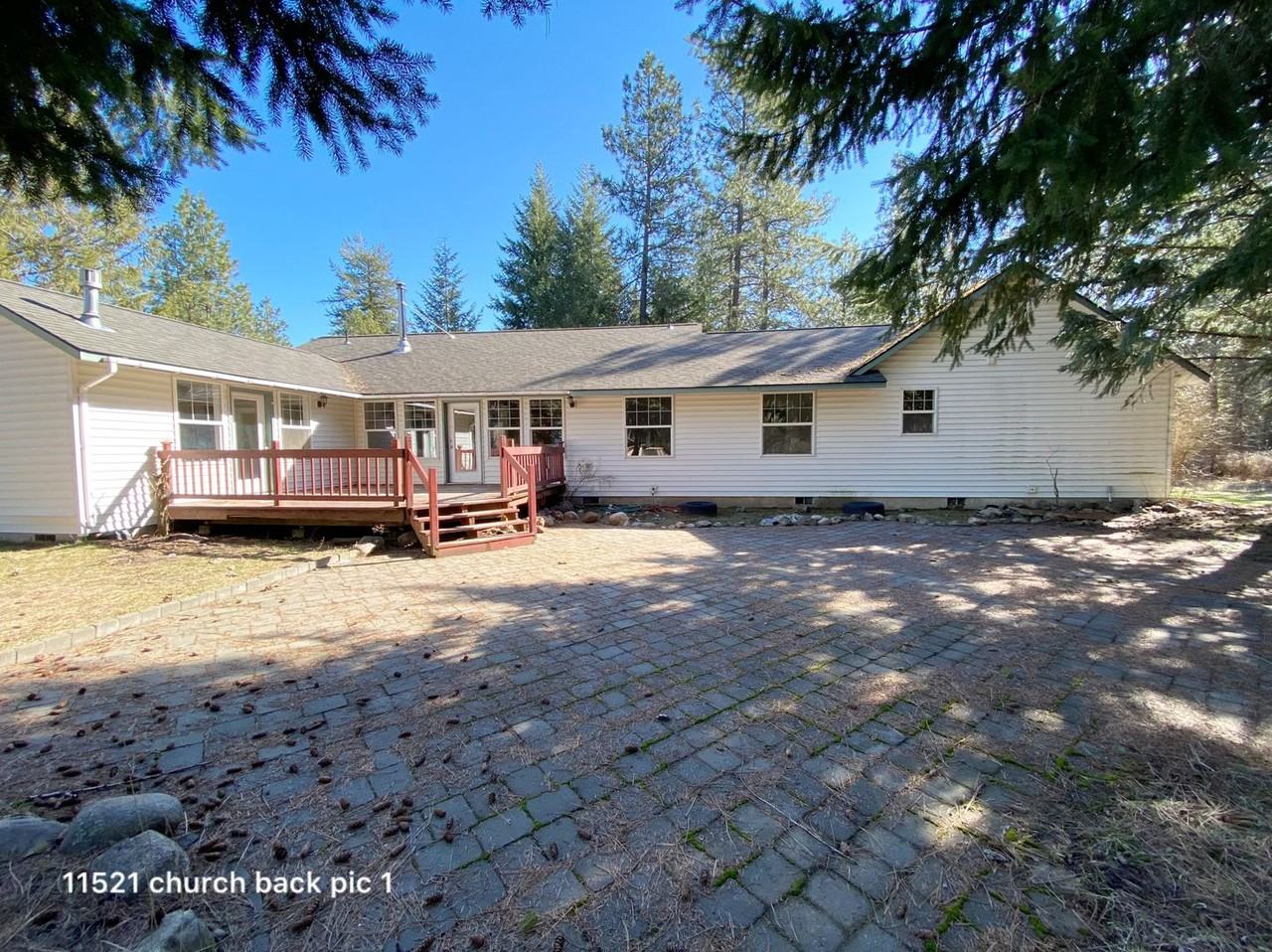 11521 N Church Rd - Photo 2 of 17