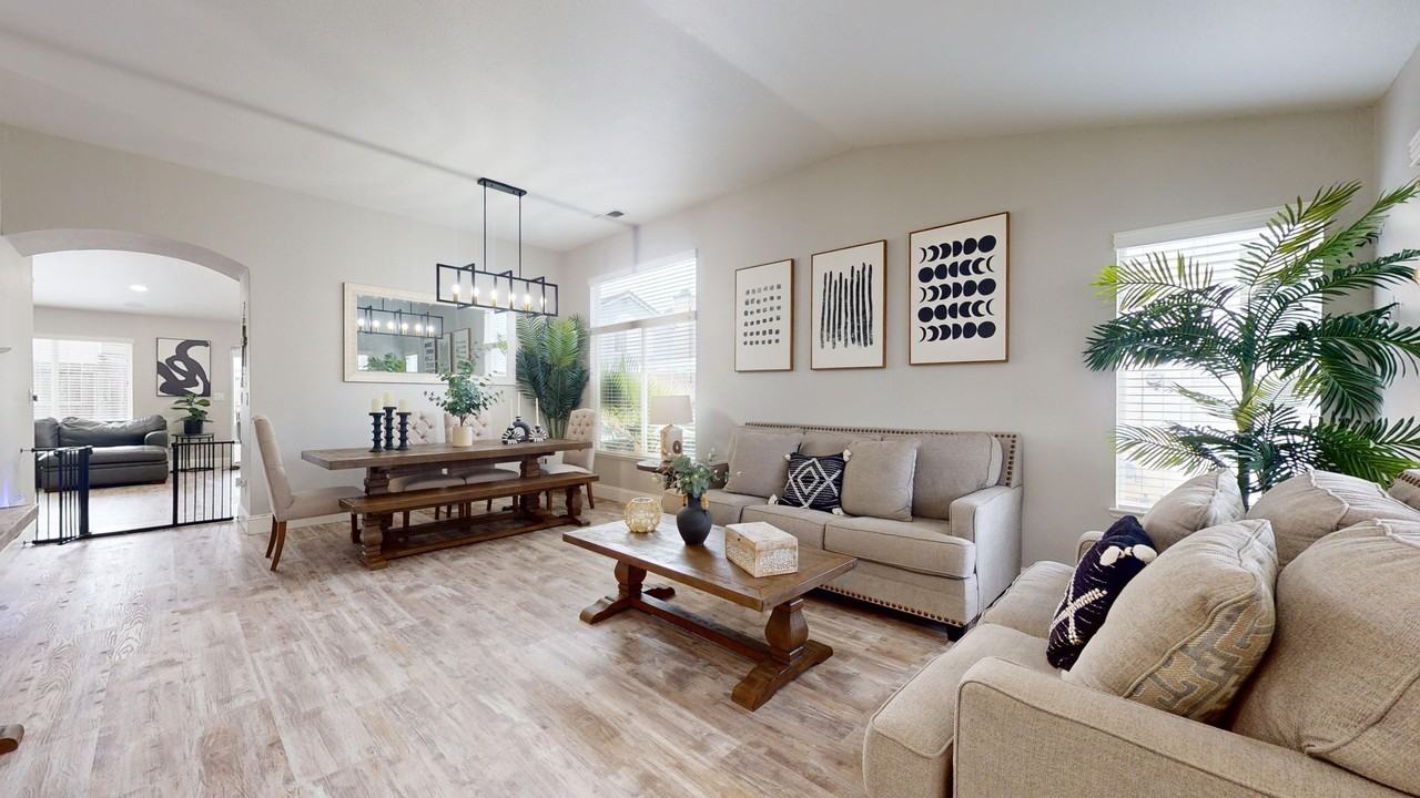 4600 Sun West Dr - Photo 3 of 43