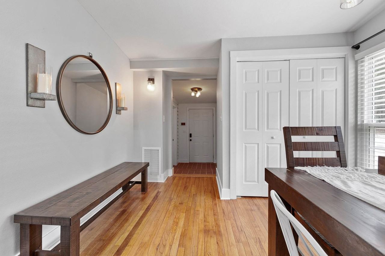 932 Spottswood Dr - Photo 3 of 45