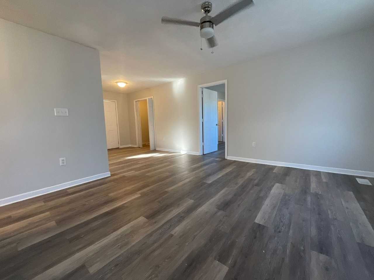 113 Heritage Dr - Photo 3 of 21