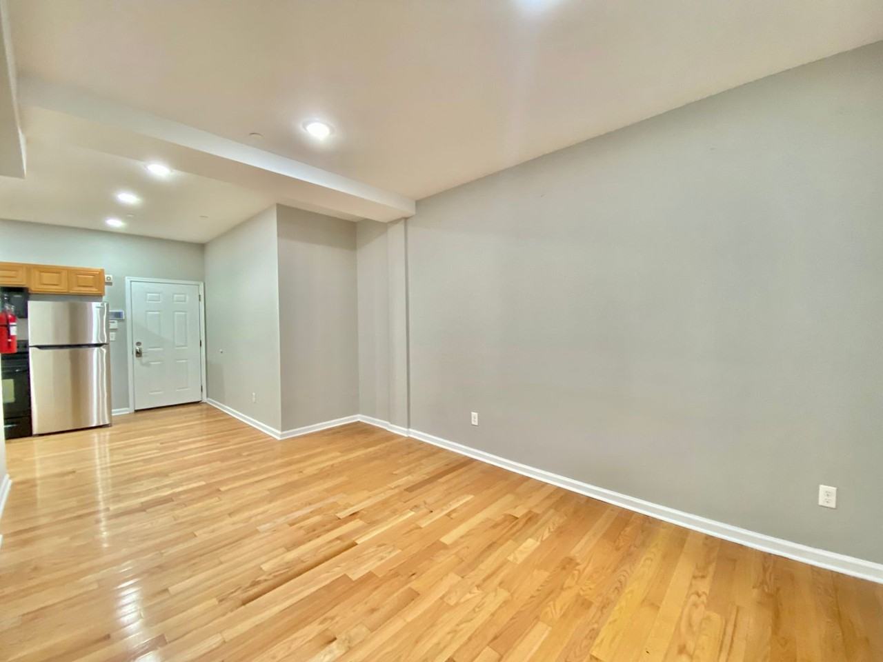 2310 N Broad St - Photo 2 of 25