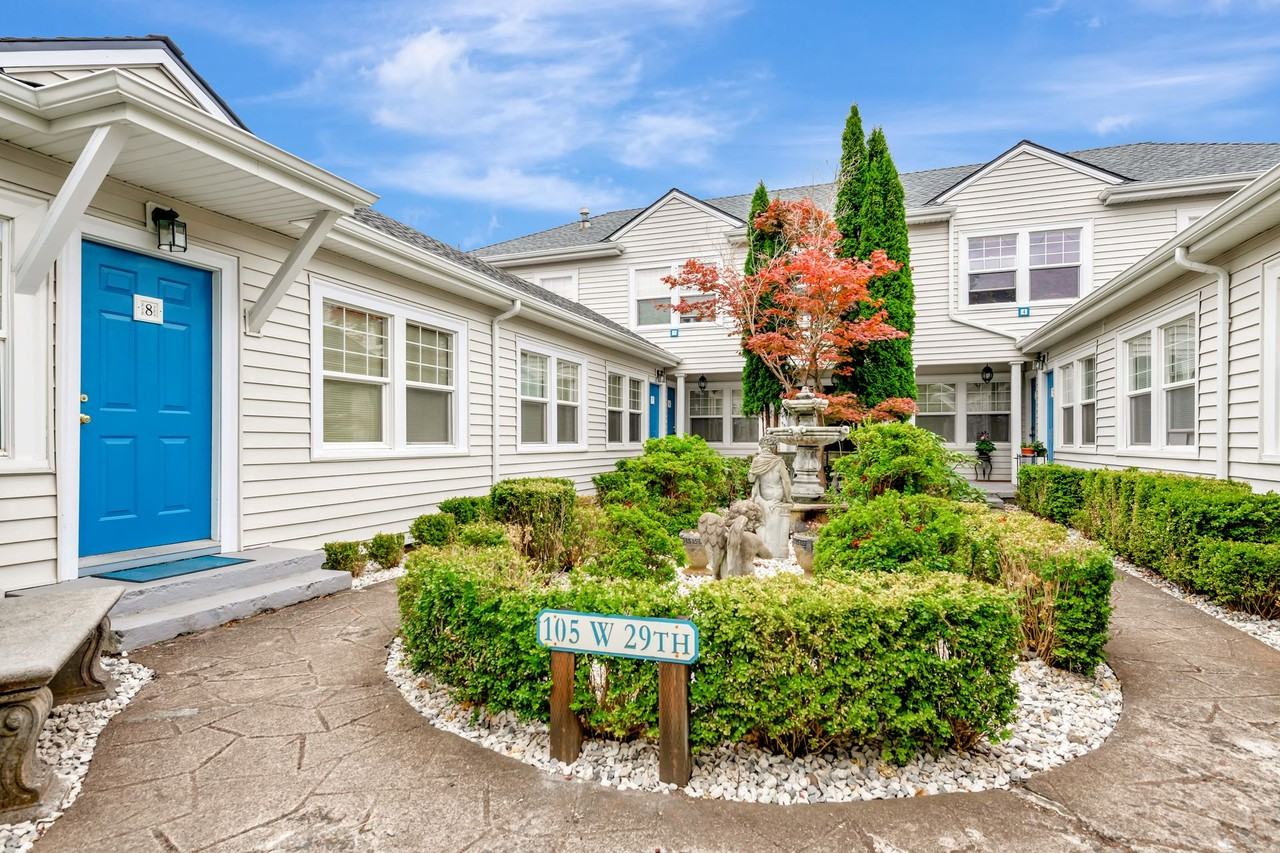 105 W 29th Street - Photo 2 of 2