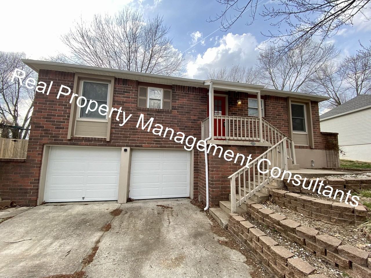 801 Nw Camelot Pl - Photo 3 of 35