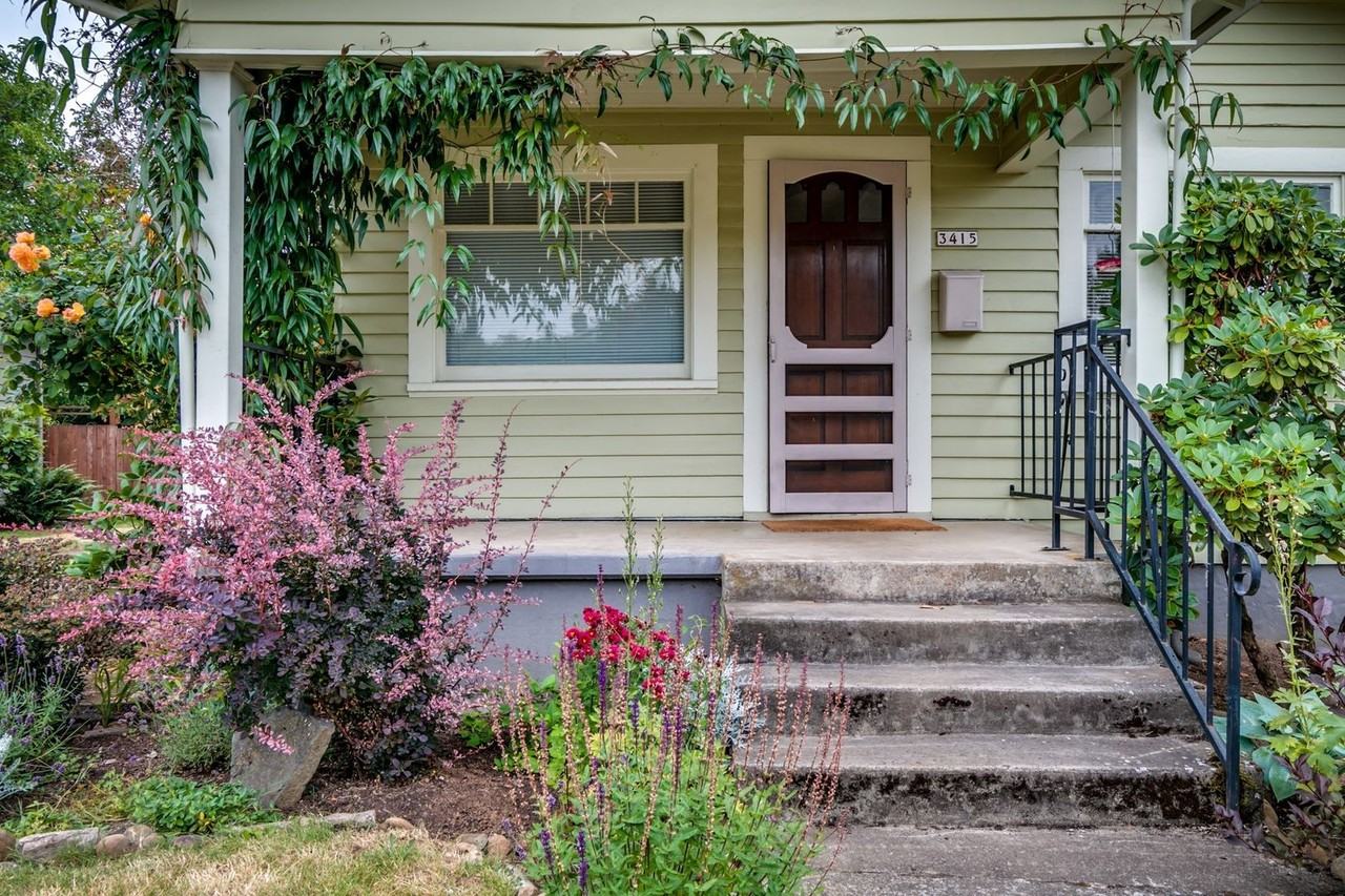 3415 Ne 51st Ave - Photo 3 of 25