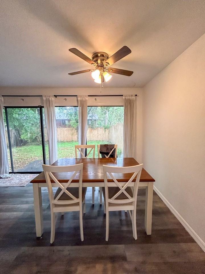 1038 Southwest 6th Drive - Photo 7 of 24