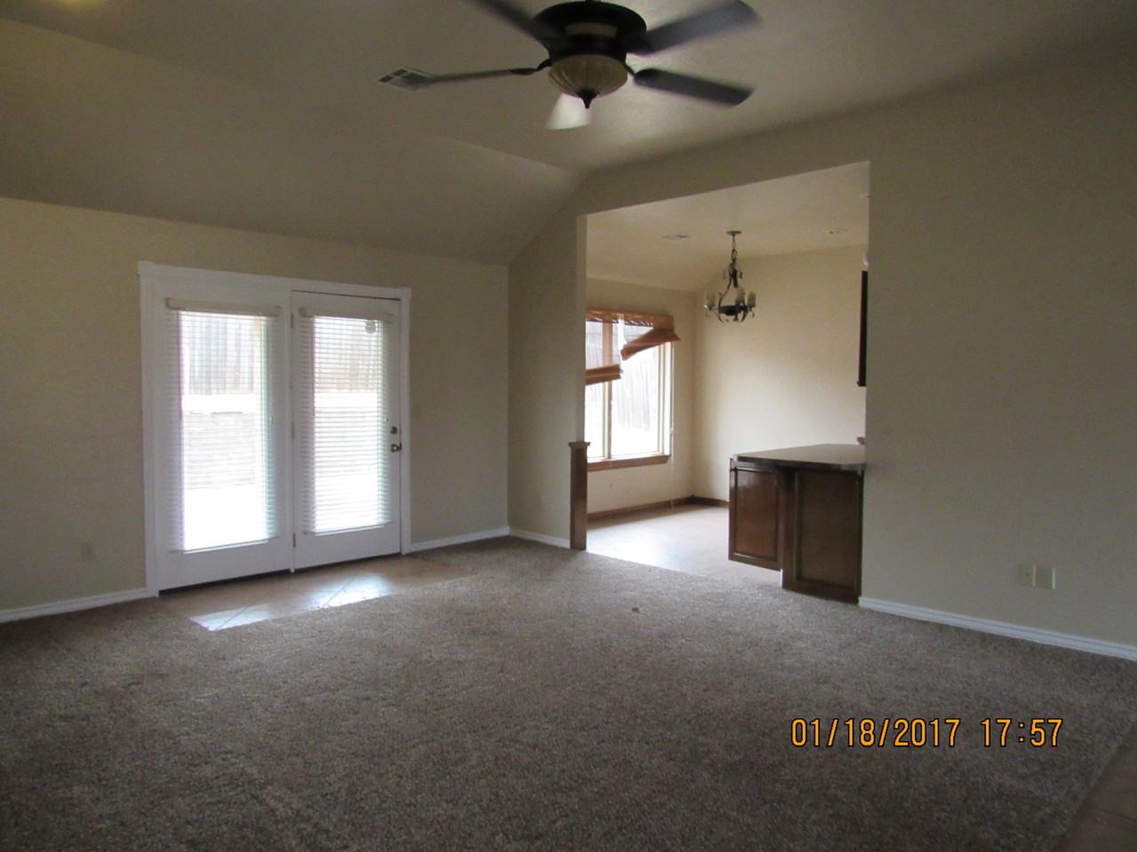 4424 Nw Wolfcreek Blvd - Photo 3 of 24