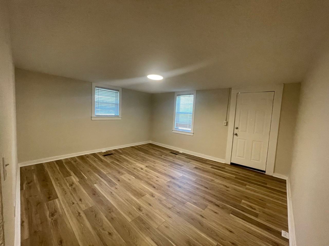 10th Ave NW Duplex - Photo 4 of 5