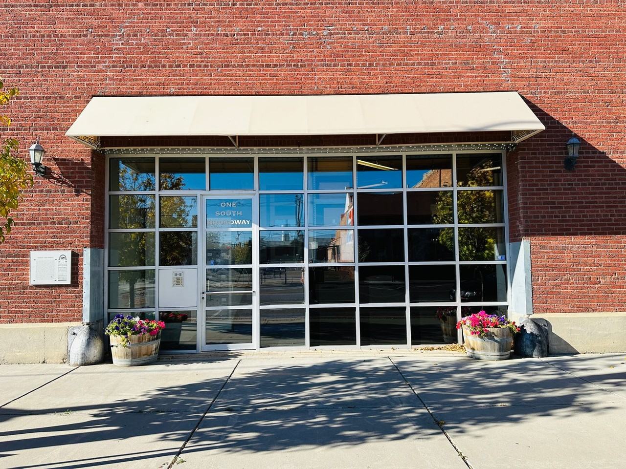 1 S 28th St - Photo 2 of 37