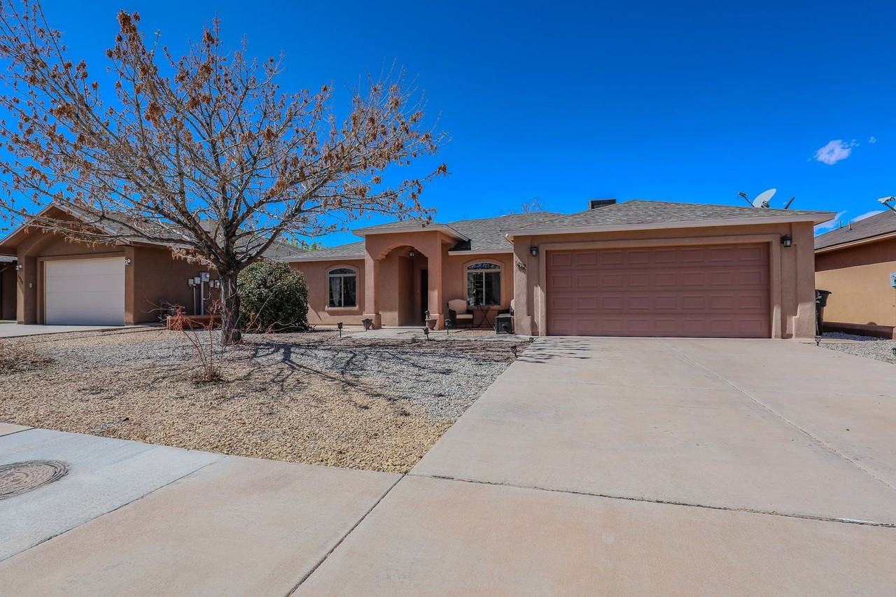 1412 Puesta Del Sol - Photo 2 of 38