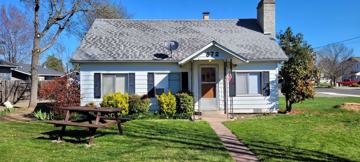 featured image of 872 Marshall Ave