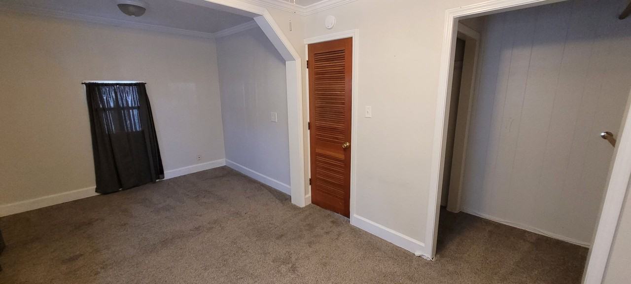 872 Marshall Ave - Photo 5 of 12