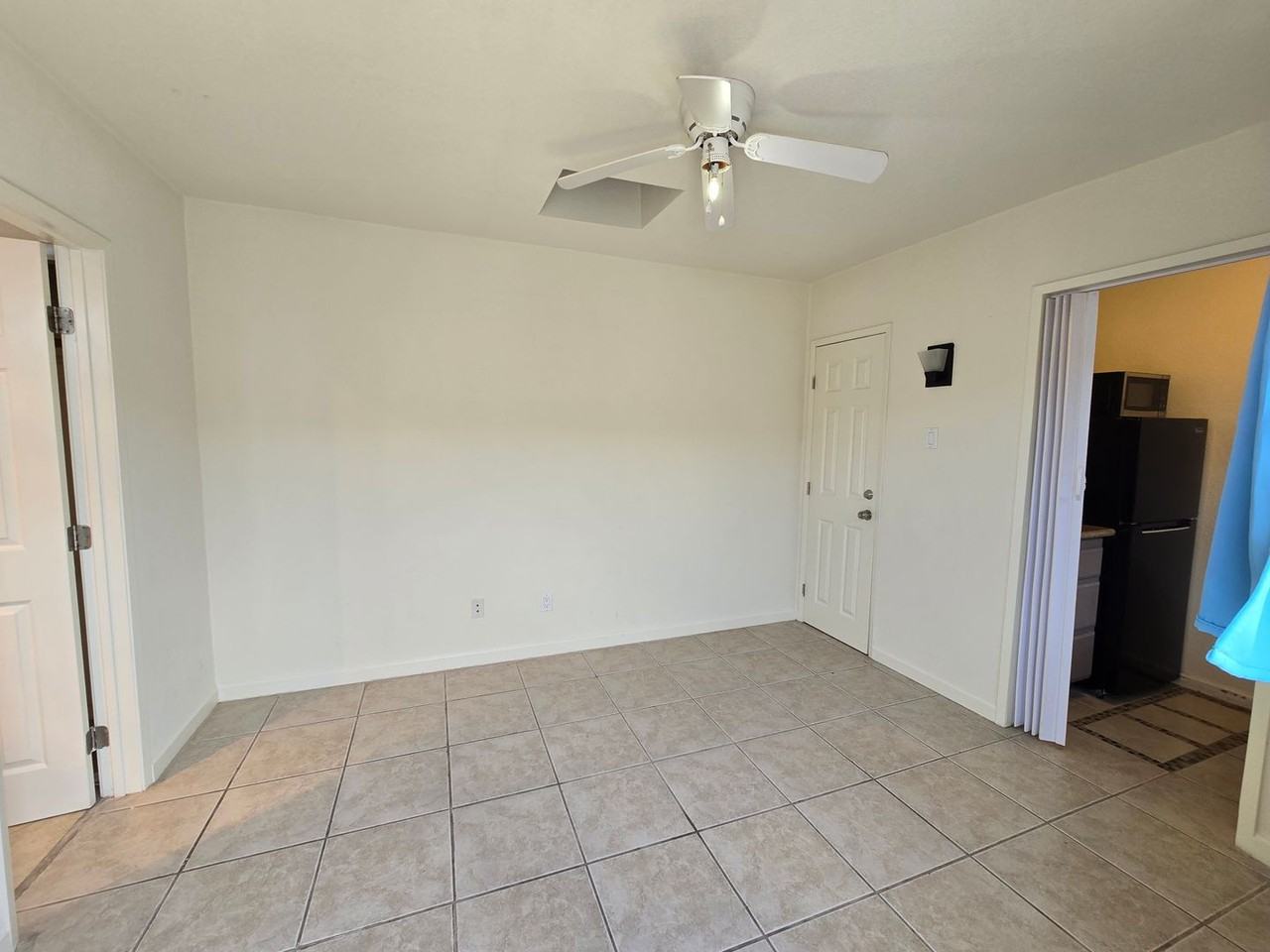 2313 Grand Ave - Photo 3 of 7