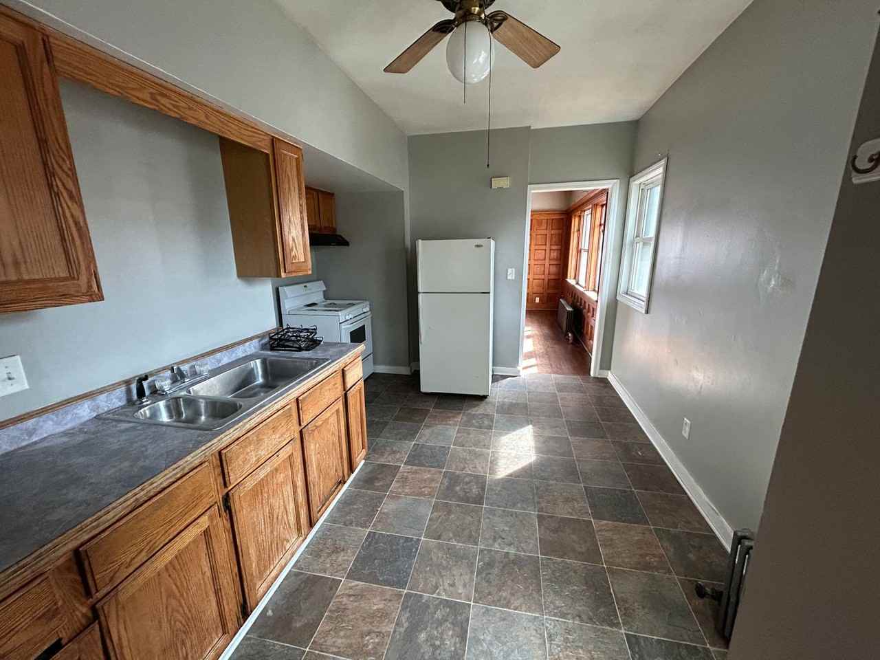 6334-6336 Sheridan Rd - Photo 2 of 9