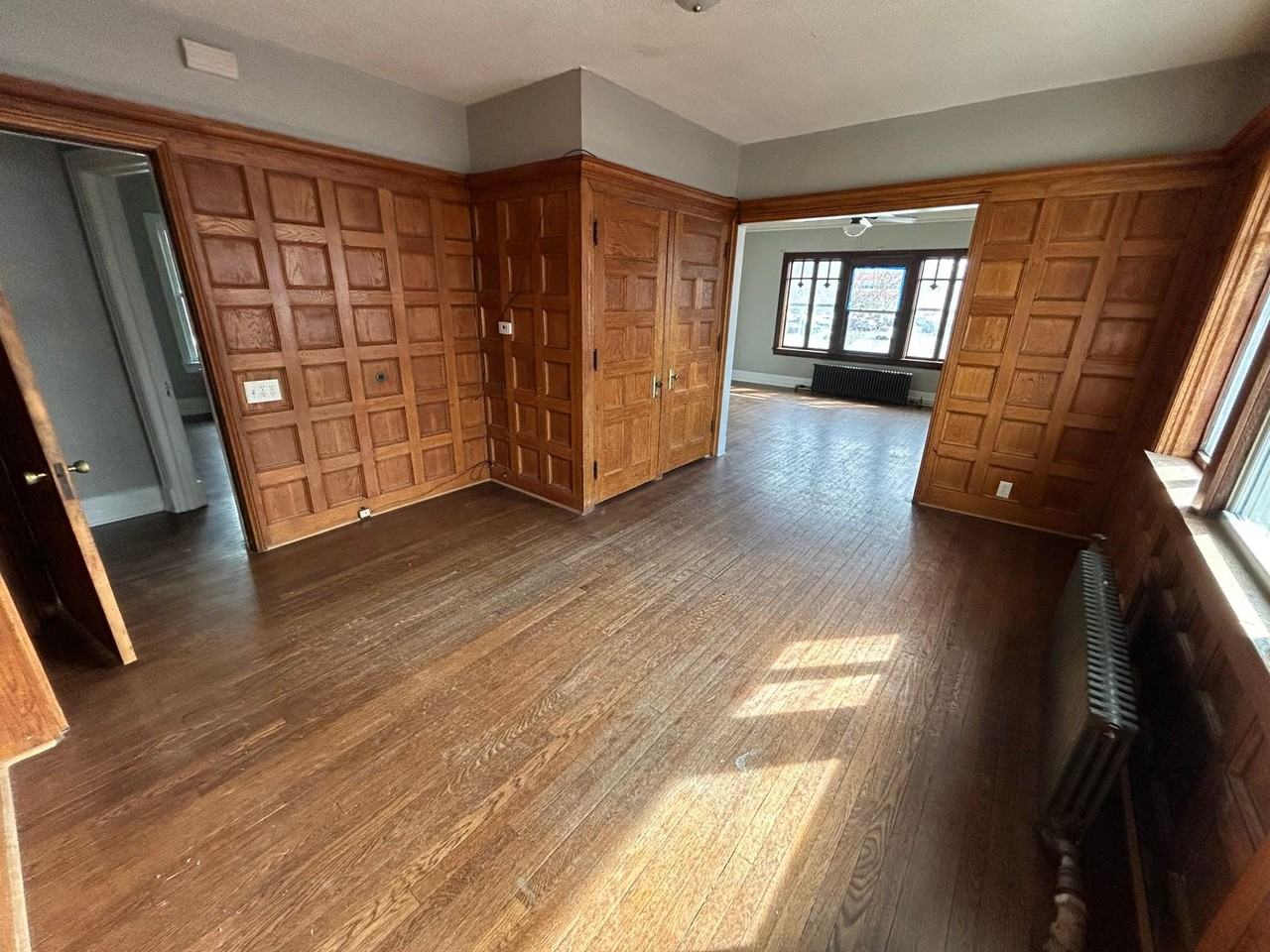 6334-6336 Sheridan Rd - Photo 3 of 9