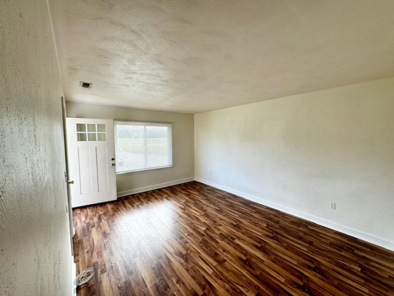 1879 White Marsh Rd - Photo 2 of 11