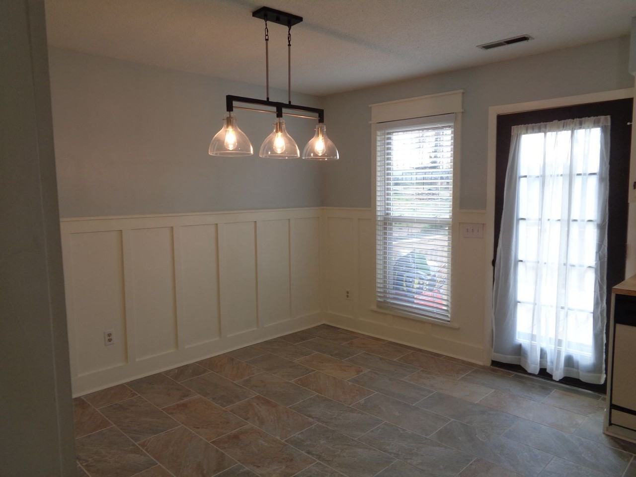 5048 Wrangler Dr - Photo 6 of 19