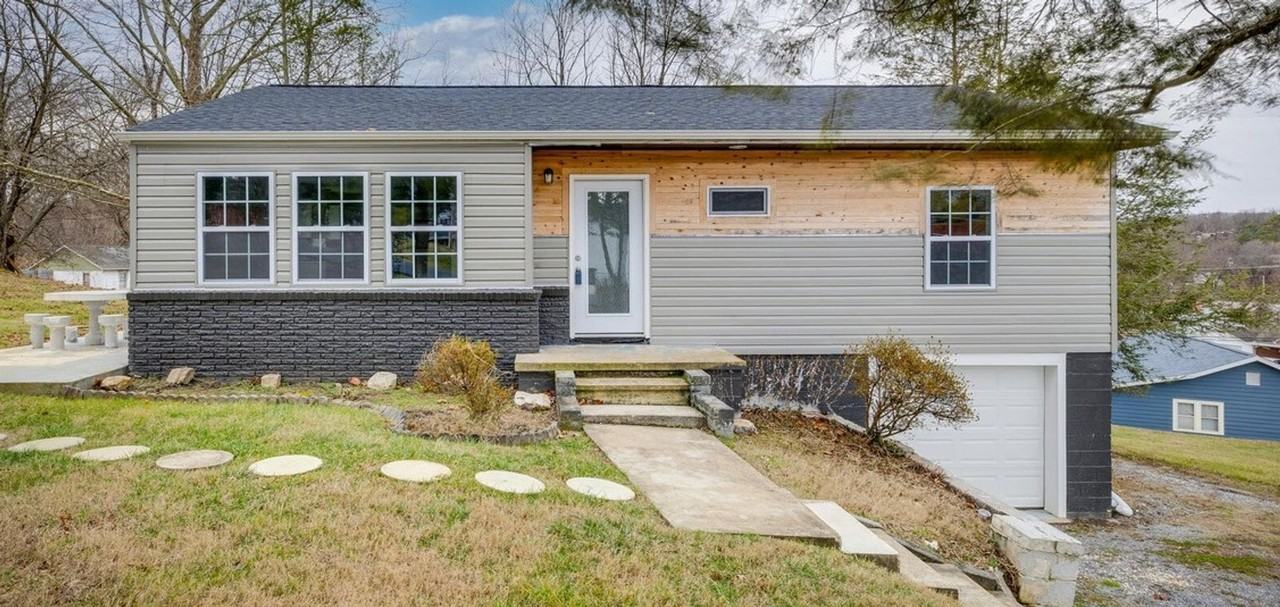306 Martin St - Photo 6 of 19