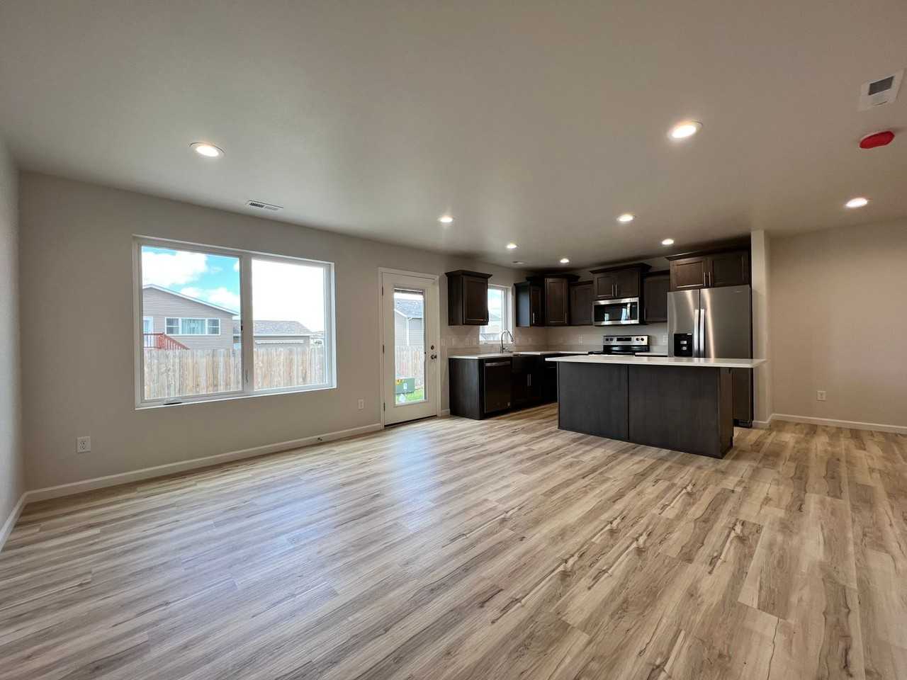 106 Marshall Loop - Photo 4 of 17