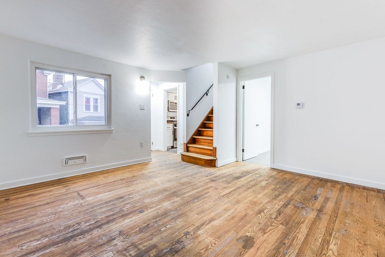 111 Sherman Ave - Photo 6 of 30