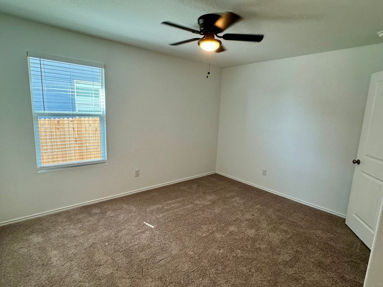 6021 Vestige Bnd - Photo 5 of 29