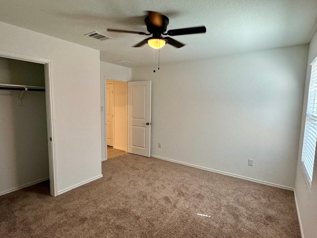 6021 Vestige Bnd - Photo 6 of 29