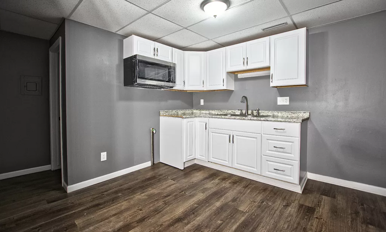 *1522 Ottawa Ct - Photo 3 of 6