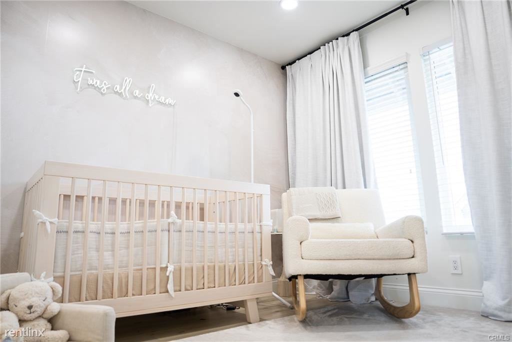 21342 Stonehaven Ln - Photo 2 of 10