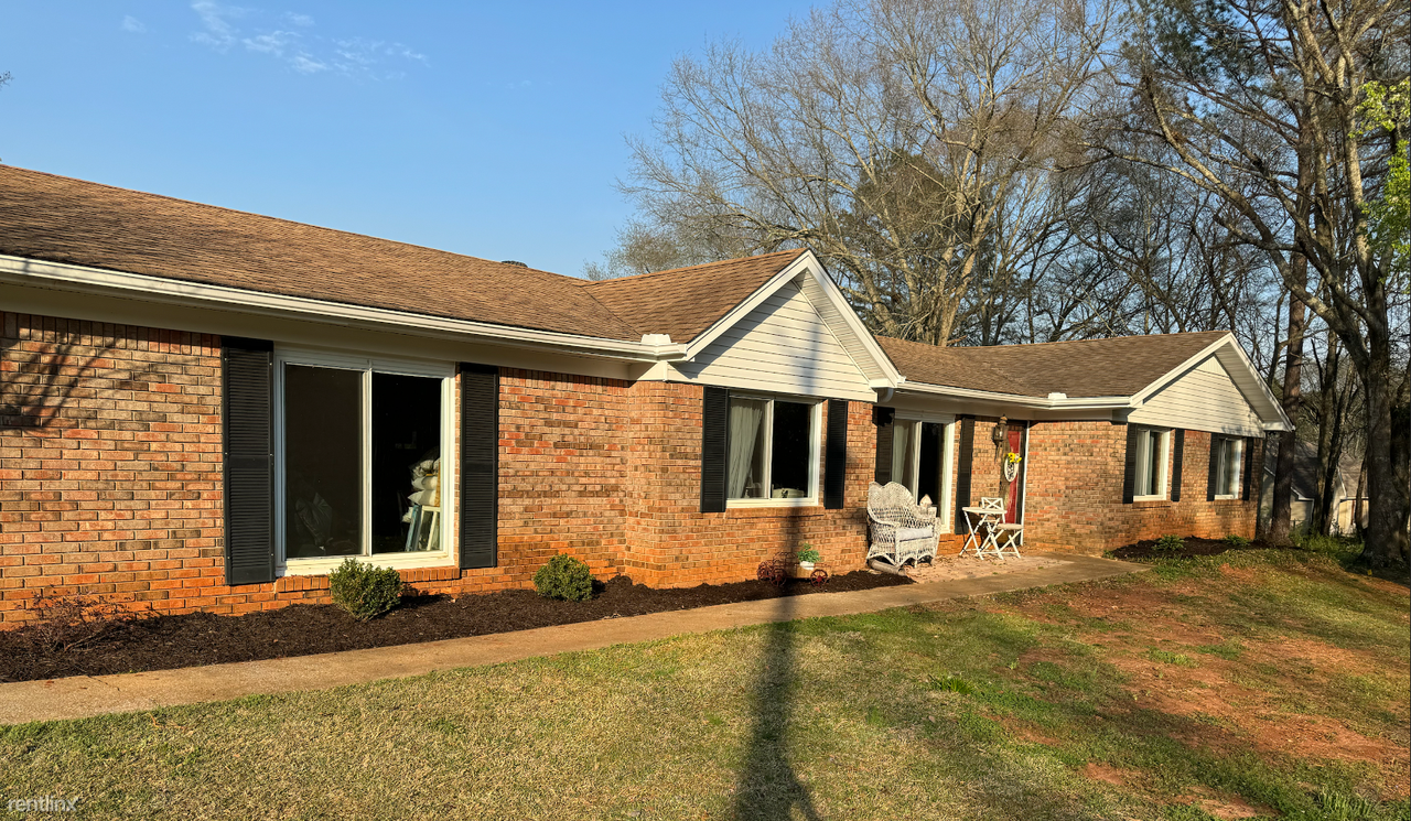 5104 Thomason St - Photo 3 of 3