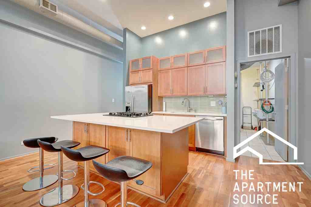 1760 W Wrightwood Ave #115 - Photo 2 of 22