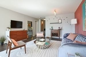 featured image of 77 W Huron St #1-1