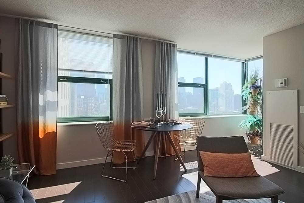 77 W Huron St #1-1 - Photo 5 of 18