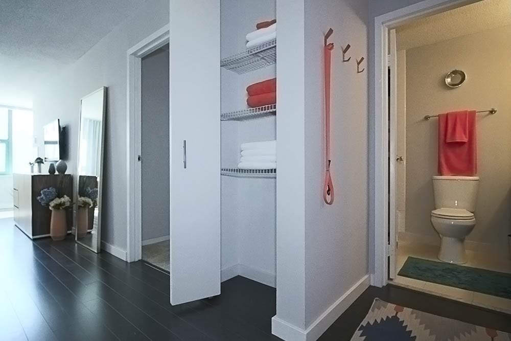 77 W Huron St #1-1 - Photo 7 of 18