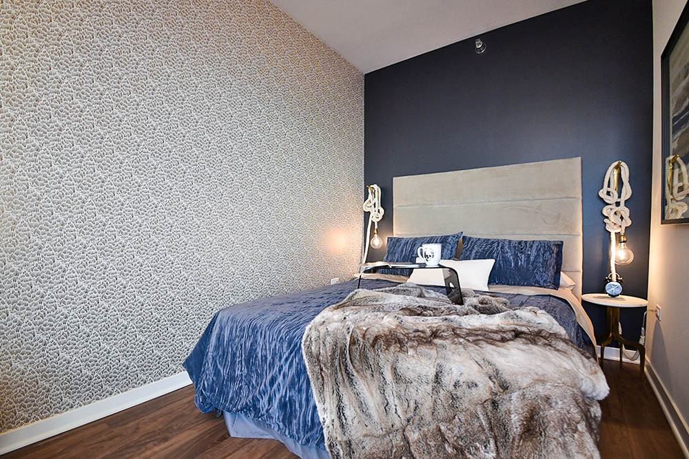 727 W Madison St - Photo 5 of 18