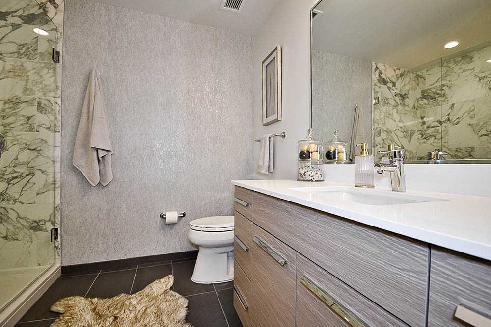 727 W Madison St - Photo 6 of 18