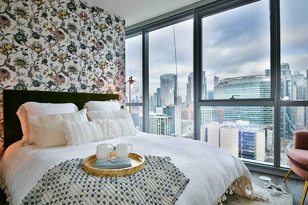 727 W Madison St #1-1 - Photo 3 of 18