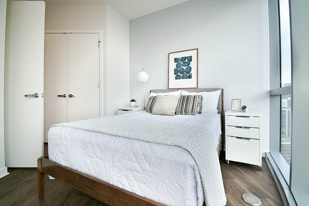 727 W Madison St #2-2 - Photo 4 of 21