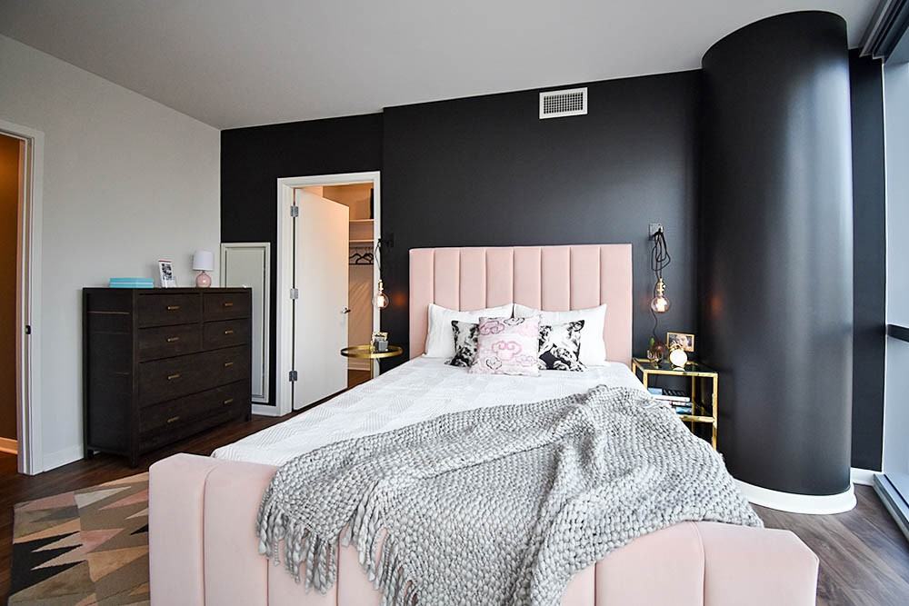 727 W Madison St #2-2 - Photo 5 of 21