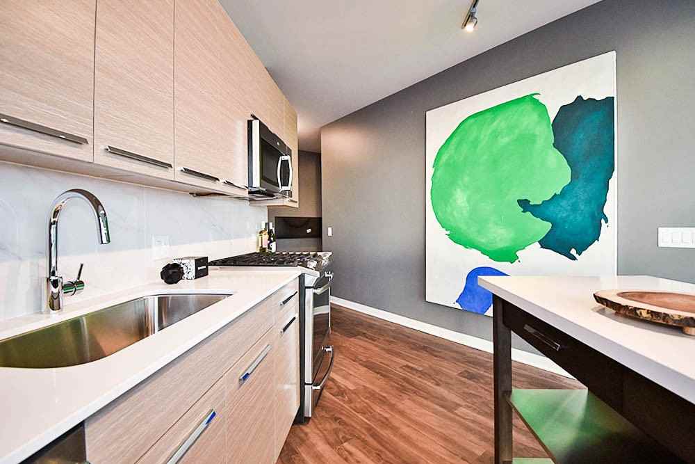 727 W Madison St #3-3 - Photo 2 of 21