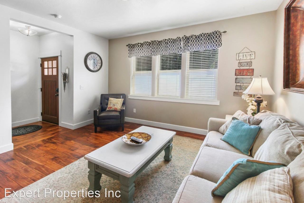 165 E E St - Photo 2 of 32
