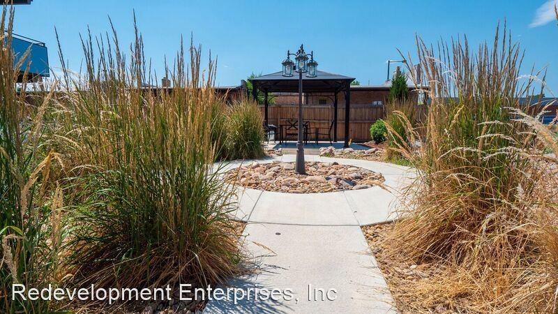 1516 Perry Street - Photo 2 of 11