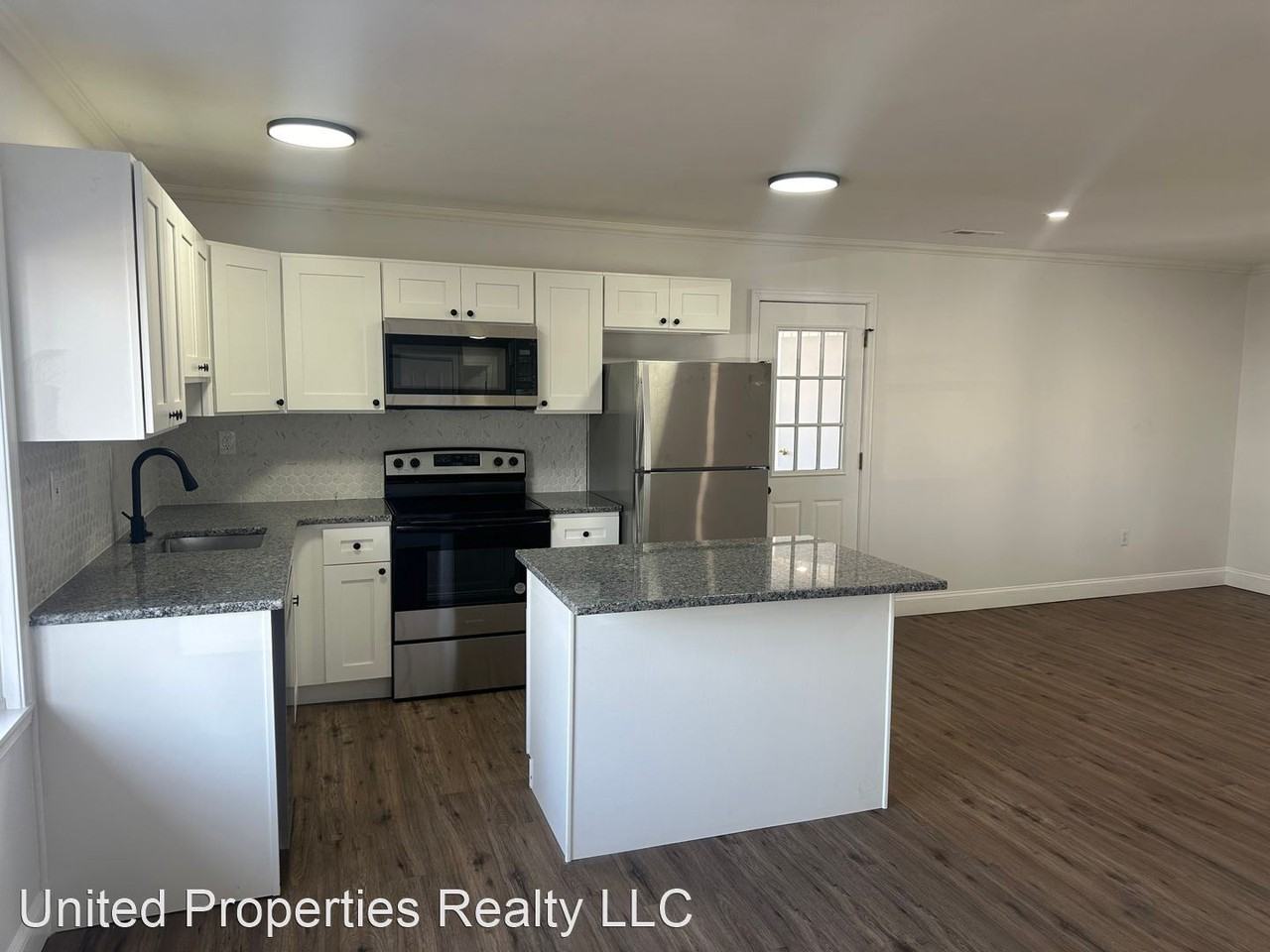 56 Border Rock Rd - Photo 2 of 17