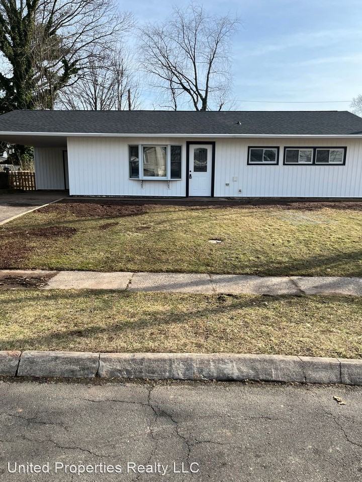56 Border Rock Rd - Photo 3 of 17