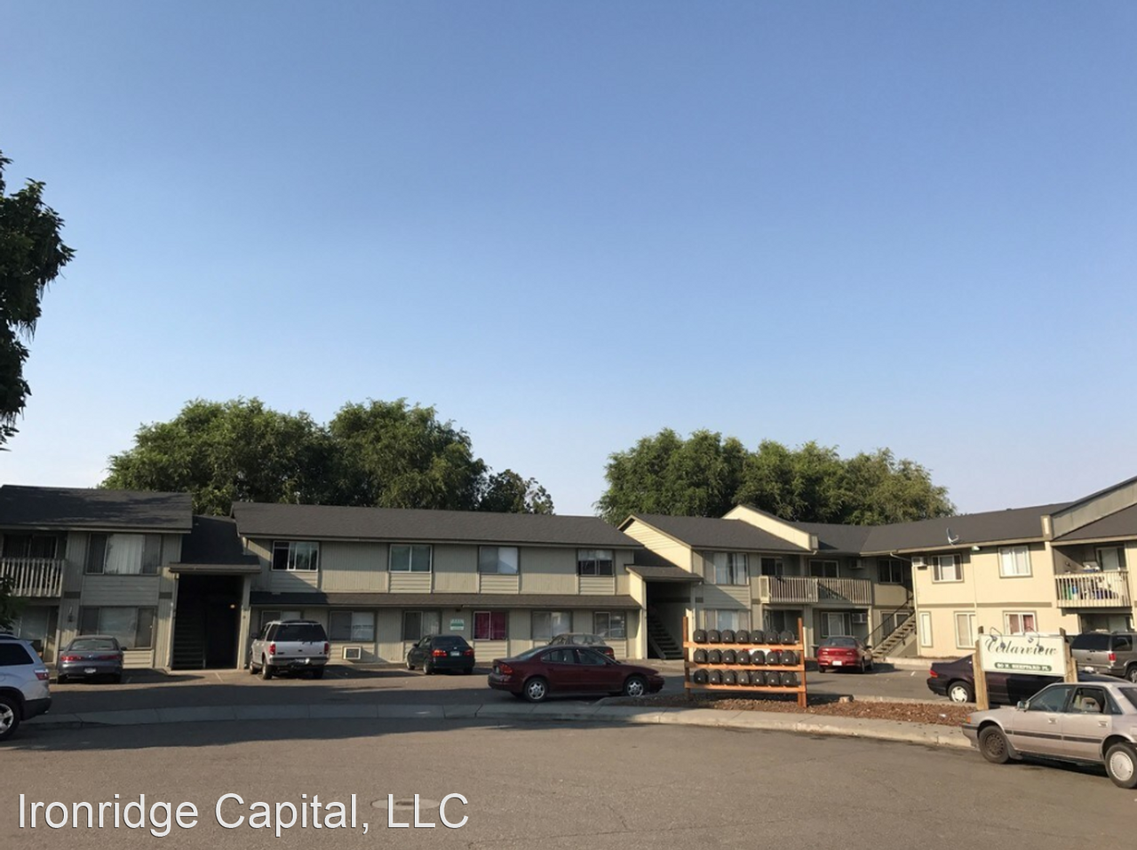 30 N Sheppard Place - Photo 2 of 2